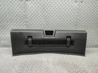 Накладка замка багажника VOLKSWAGEN BEETLE 5C1 CBZ 5C5863459B 1 ракурс