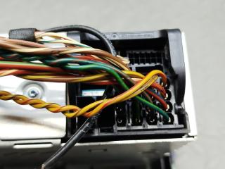 Магнитофон BMW X1 E84 N46B20BD 65129258167 4 ракурс