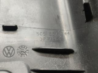 Накладка на стойку кузова правая VOLKSWAGEN BEETLE 5C1 CBZ 5C5867244 3 ракурс