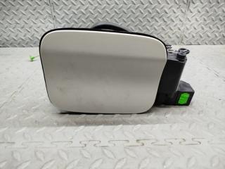 Лючок бензобака BMW X1 E84 N46B20BD 5117299013909 1 ракурс Лючок бензобака BMW X1 E84 N46B20BD 5117299013909 1 ракурс