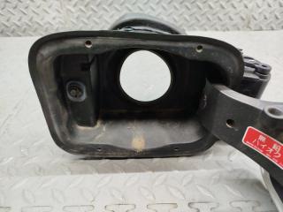 Лючок бензобака BMW X1 E84 N46B20BD 5117299013909 3 ракурс Лючок бензобака BMW X1 E84 N46B20BD 5117299013909 3 ракурс
