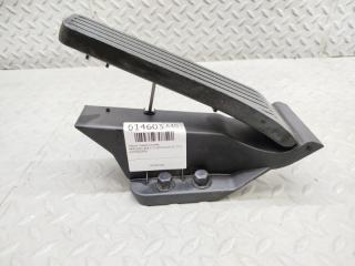 Педаль подачи топлива MERCEDES-BENZ C-CLASS W204 M271KE18ML (271.950) A2043000004 2 ракурс
