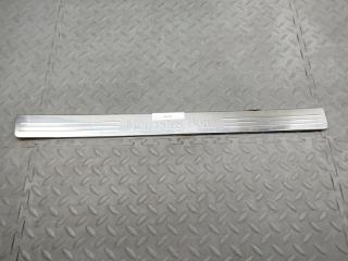Накладка на порог правая передняя MERCEDES-BENZ C-CLASS W204 M271KE18ML (271.950) A2046800135 1 ракурс