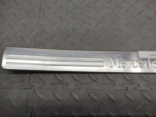 Накладка на порог левая передняя MERCEDES-BENZ C-CLASS W204 M271KE18ML (271.950) A2046800135 2 ракурс