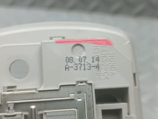 Плафон HONDA STREAM RN8 R20A A-3713-4 3 ракурс