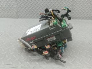 Блок предохранителей HONDA STREAM RN8 R20A 52636LQ 3 ракурс