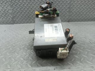 Блок предохранителей HONDA STREAM RN8 R20A 52636LQ 4 ракурс