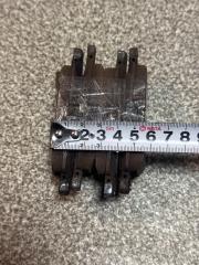 Фото запчасти тормозные колодки заднее TOYOTA PRIUS контрактная запчасть Запчасть тормозные колодки заднее TOYOTA PRIUS