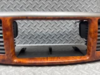 Консоль магнитофона TOYOTA NOAH AZR65 1AZ-FSE 55405-28360 4 ракурс