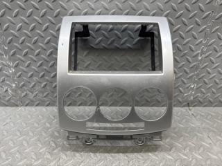 Консоль магнитофона MAZDA PREMACY CREW LF C23555211 1 ракурс