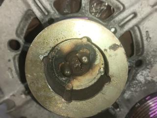 Генератор NISSAN SERENA HFC26 MR20DD 2614727AZ 4 ракурс