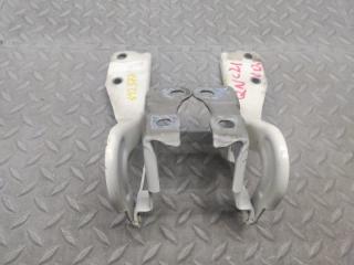 Петля капота TOYOTA BB QNC21 2 ракурс