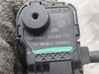 Замок лючка бензобака VOLKSWAGEN BEETLE 5C1 CBZ 5C5810773 3 ракурс