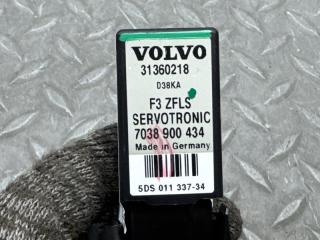 Блок реле VOLVO S60 FS48 B4164T 31360218 4 ракурс
