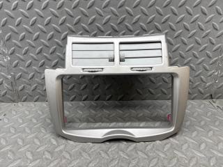 Консоль магнитофона TOYOTA VITZ KSP90 1KR-FE 55405-52580 1 ракурс