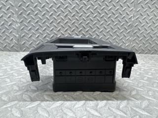 Консоль магнитофона HONDA N-WGN JH1 S07A 77251-T6G-00 4 ракурс Консоль магнитофона HONDA N-WGN JH1 S07A 77251-T6G-00 4 ракурс