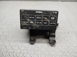 Блок реле NISSAN SERENA PC24 SR20DE 3 ракурс