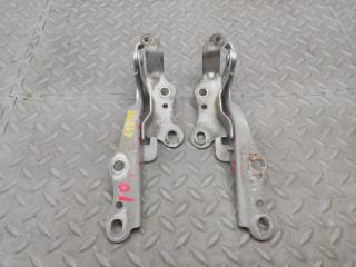 Фото запчасти петля капота TOYOTA SIENTA 2010 контрактная запчасть Запчасть петля капота TOYOTA SIENTA 2010