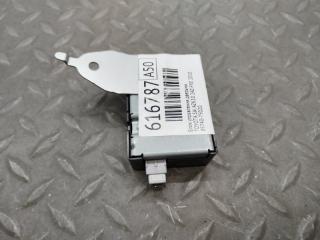 Блок управления дверьми TOYOTA SAI AZK10 2AZ-FXE 89740-75020 2 ракурс