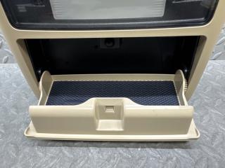 Плафон TOYOTA CROWN AZSH20 A25A 1D111-264G 4 ракурс Плафон TOYOTA CROWN AZSH20 A25A 1D111-264G 4 ракурс
