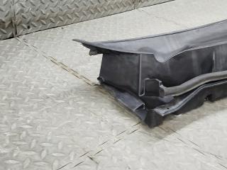 Планка под дворники TOYOTA ISIS ZNM10 55782-44050 2 ракурс