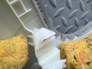 Обшивка стойки кузова правая задняя MERCEDES-BENZ C-CLASS W204 M271KE18ML (271.950) A2046900625 3 ракурс