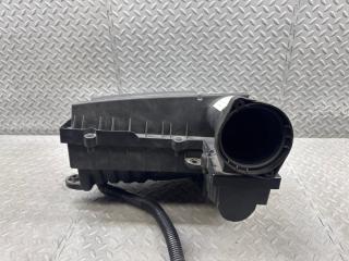 Корпус воздушного фильтра AUDI A3 8P CDA 1K0129607 3 ракурс Корпус воздушного фильтра AUDI A3 8P CDA 1K0129607 3 ракурс