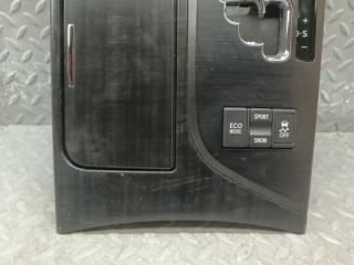 Консоль кпп TOYOTA CROWN GRS200 4GR-FSE 58804-30610 4 ракурс Консоль кпп TOYOTA CROWN GRS200 4GR-FSE 58804-30610 4 ракурс