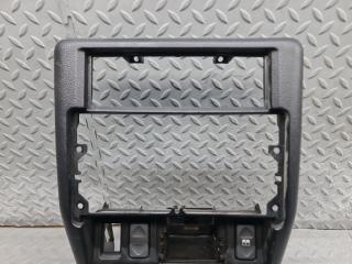 Консоль магнитофона LAND ROVER FREELANDER L314 25K4FN64 FHR100460 2 ракурс
