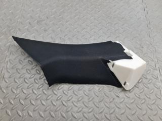 Накладка на стойку кузова левая задняя TOYOTA CROWN AZSH20 A25A-FXS 62472-30570 1 ракурс