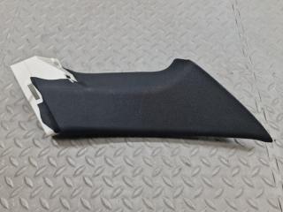 Накладка на стойку кузова левая задняя TOYOTA CROWN AZSH20 A25A-FXS 62472-30570 2 ракурс