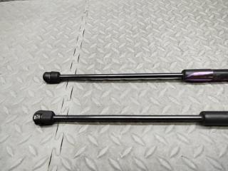 Амортизатор задней двери AUDI A3 8P CDA 8P4827552B 4 ракурс