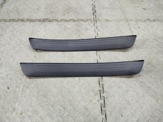 Накладка на порог TOYOTA CROWN AZSH20 A25A 67916-30210 1 ракурс Накладка на порог TOYOTA CROWN AZSH20 A25A 67916-30210 1 ракурс