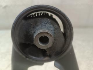 Подушка двигателя задняя TOYOTA ISIS ANM10 1AZ-FSE 2 ракурс