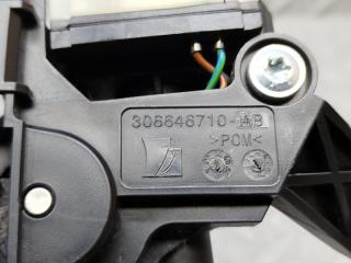 Механизм ремня безопасности правый AUDI A5 8F 8F0857760 4 ракурс