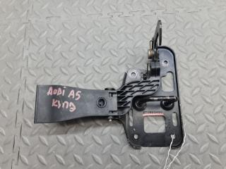 Петля капота AUDI A5 8F 8T0823480 1 ракурс Петля капота AUDI A5 8F 8T0823480 1 ракурс
