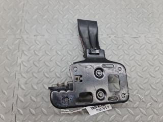 Петля капота AUDI A5 8F 8T0823480 5 ракурс Петля капота AUDI A5 8F 8T0823480 5 ракурс