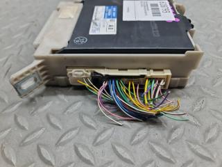 Блок предохранителей TOYOTA CROWN GRS200 4GR-FSE 89221-30250 2 ракурс