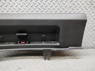 Накладка замка багажника AUDI A3 8P 8P4863471A 5 ракурс Накладка замка багажника AUDI A3 8P 8P4863471A 5 ракурс
