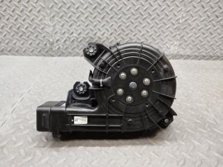 Мотор охлаждения батареи HONDA FIT GP5 LEB 1J810-5P6-0032 1 ракурс Мотор охлаждения батареи HONDA FIT GP5 LEB 1J810-5P6-0032 1 ракурс