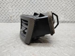 Дуйки правые передние NISSAN SKYLINE KV36 68760 JK00A 4 ракурс Дуйки правые передние NISSAN SKYLINE KV36 68760 JK00A 4 ракурс
