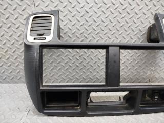 Консоль торпеды NISSAN ATLAS SZ2F24 ZD30 68260MA000 2 ракурс