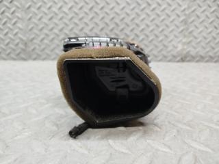 Дуйки левые AUDI A4 8K 8T2820901C 5 ракурс Дуйки левые AUDI A4 8K 8T2820901C 5 ракурс