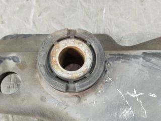 Балка под двс VOLVO C30 MK43 B4204S3 4 ракурс