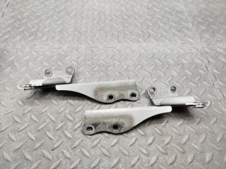 Петля капота DAIHATSU YRV M211G 3 ракурс