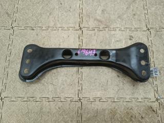 Кронштейн кпп NISSAN SKYLINE HR33 RB20E 1 ракурс