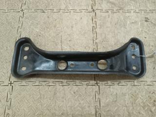 Кронштейн кпп NISSAN SKYLINE HR33 RB20E 2 ракурс