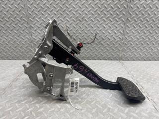 Педаль тормоза BMW X1 E84 N46B20A 423225-03 1 ракурс Педаль тормоза BMW X1 E84 N46B20A 423225-03 1 ракурс