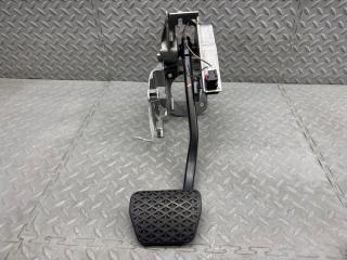 Педаль тормоза BMW X1 E84 N46B20A 423225-03 3 ракурс Педаль тормоза BMW X1 E84 N46B20A 423225-03 3 ракурс
