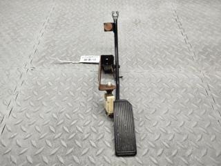 Педаль подачи топлива NISSAN SKYLINE HR33 RB20E 1 ракурс